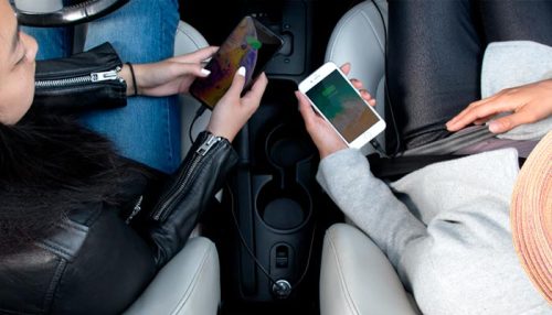 CARGADOR DE COCHE 2pt-USB BELKIN (24)