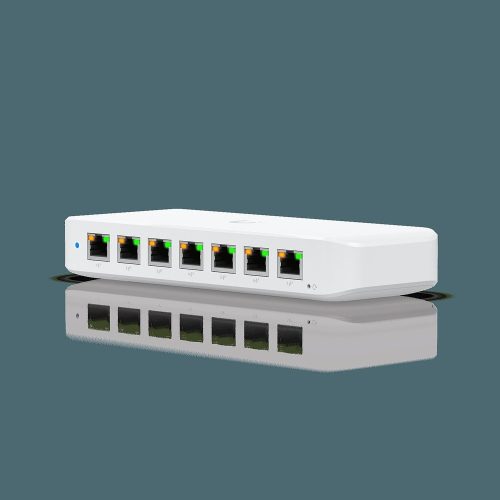 Ubiquiti Unifi Switch Ultra 60W A compact Layer 6 8-port GbE PoE switch with versatile mounting options 52W.