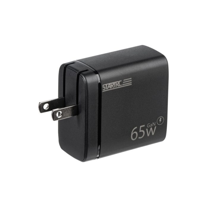 Adata CHARGERU-0653-QCPDBK 65W Adaptador CA - 1 USB - 2 USB Type-C - Para Portátil - 120 V AC, 230 V AC Entrada - 5 V DC, 9 V DC, 12 V DC, 15 V DC, 20 V DC Salida - 3.25A - Negro