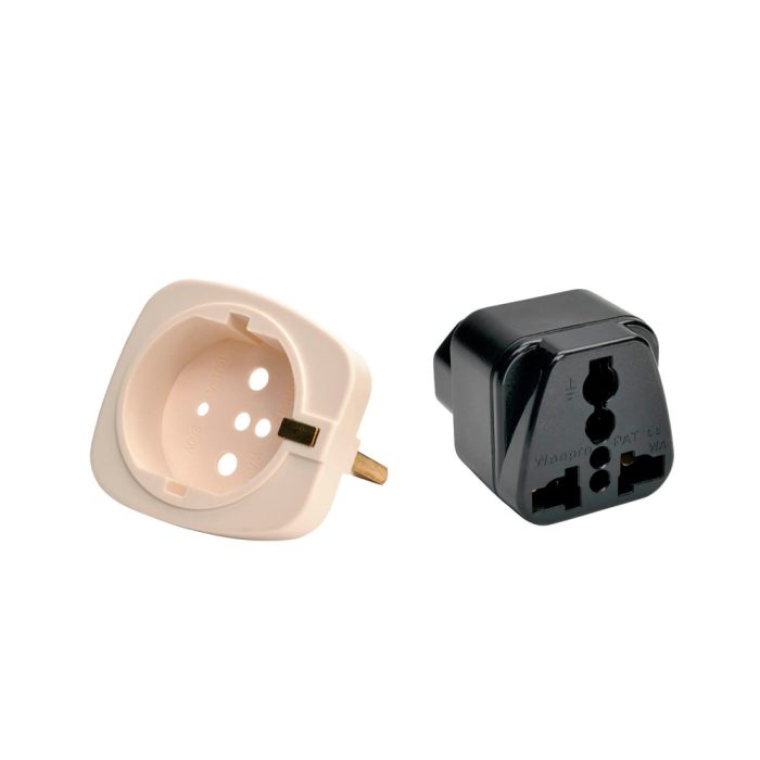 Adaptador Tripp-Lite UNIPLUGINT para conexión IEC 320 C13 - Ideal para tus dispositivos electrónicos